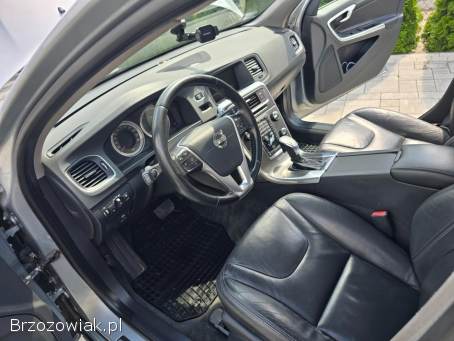 Volvo V60 Summum 2012