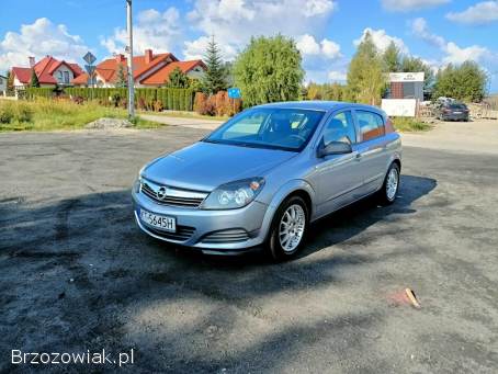 Opel Astra 1.  6 05r 2005