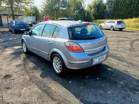 Opel Astra 1.  6 05r 2005