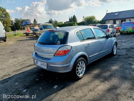 Opel Astra 1.  6 05r 2005