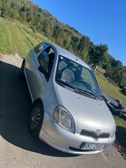 Toyota Yaris 2001