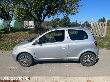 Toyota Yaris 2001