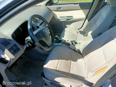 Volvo V50 2.  0TD 106km 04r 2004
