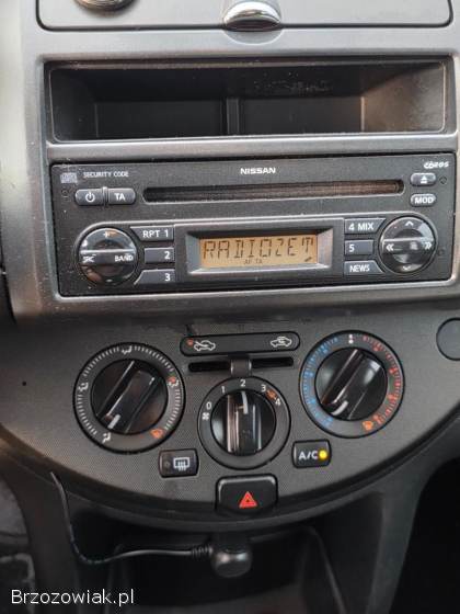 Nissan Note 1.  4 i 16V 88 KM 2006