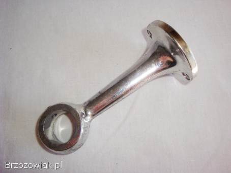 METALOWY uchwyt dystansowy przelotowy fi 25 mm