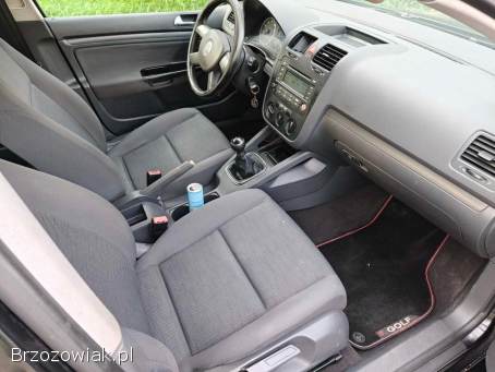 Volkswagen Golf 2004