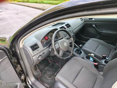 Volkswagen Golf 2004