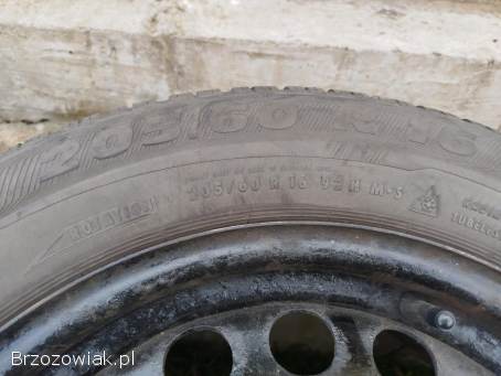 Sprzedam opony z felgami 205x60 R16