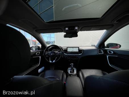 Kia Cee'd XCeed  2021