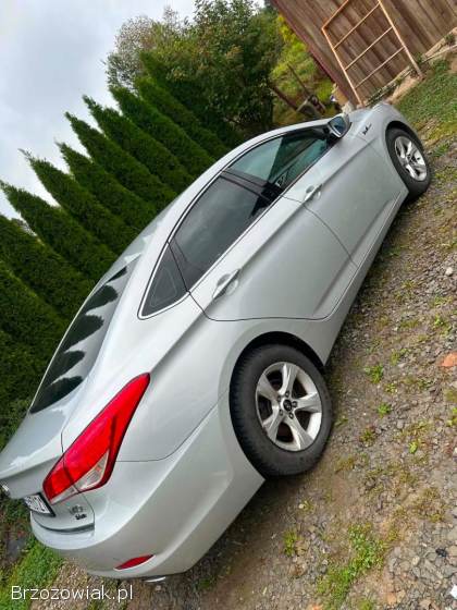 Hyundai i40 1.  7 crdi 2012