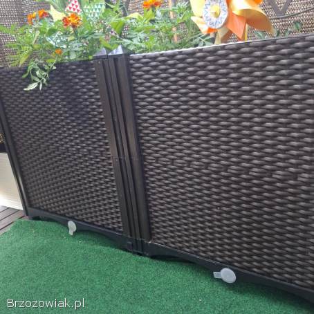 Pergola z doniczką
