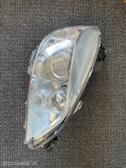 Lampa W204 Bixenon prawa OEM