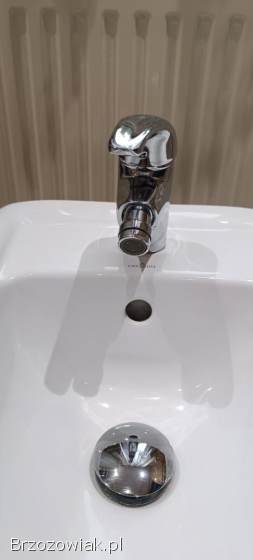 Sprzedam bidet razem z bateria