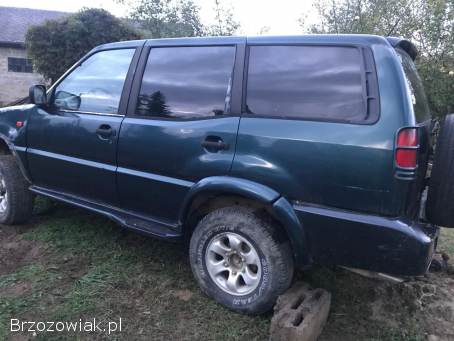 Nissan Terrano 2,  7 TD -  silnik skrzynia reduktor most dyfer wał zwrotnica