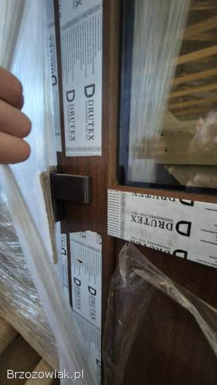 Drzwi wejściowe PVC Iglo Energy kolor orzech