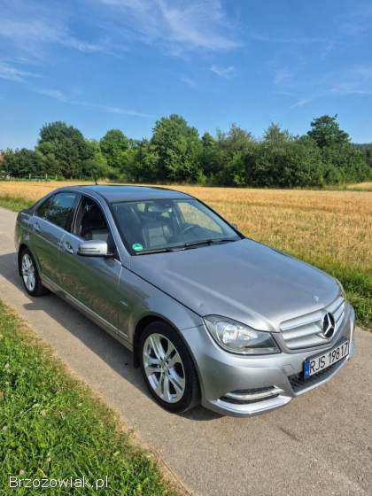 Mercedes-Benz Klasa C W204 benzyna 1.  8 2011
