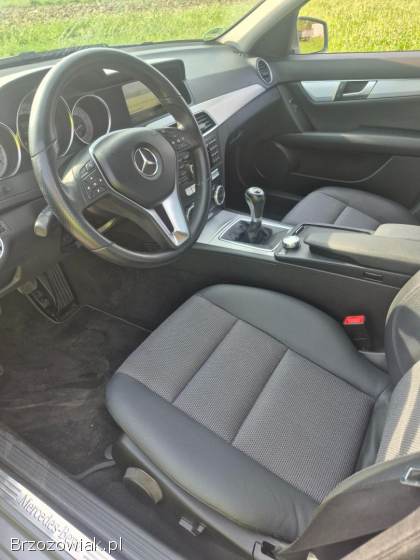 Mercedes-Benz Klasa C W204 benzyna 1.  8 2011