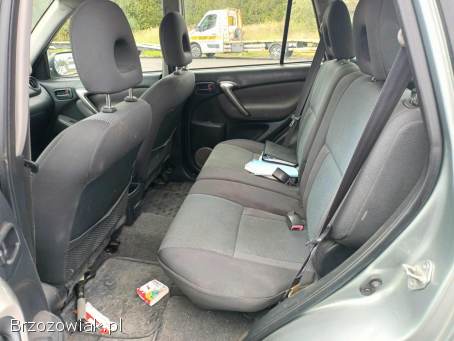 Toyota RAV4 2.  0D-4D 115km 05 2005