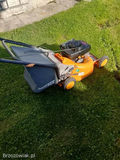 Kosiarka spalinowa z koszem