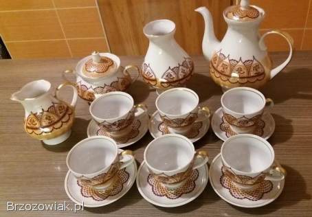 Zestaw porcelany biało-brązowy