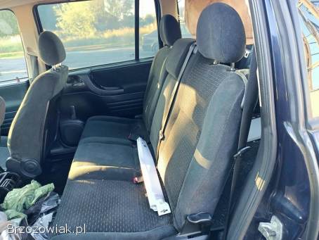 Opel Zafira 1.  8+lpg 03r 7os 2003