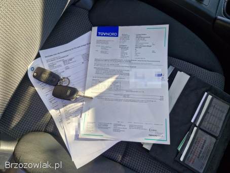 Audi A3 8P 1.  6 102km  2004