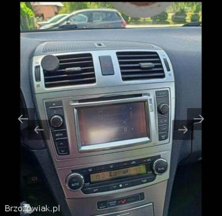 Toyota Avensis T27 2012