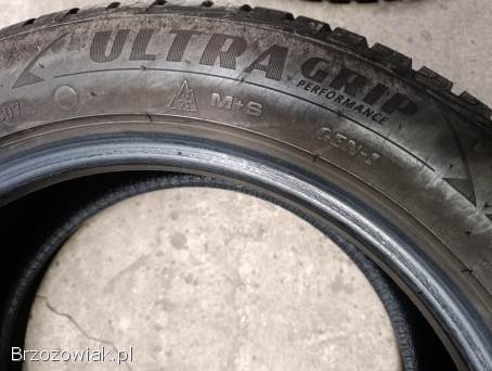 215/55r17 Goodyear Zima komplet