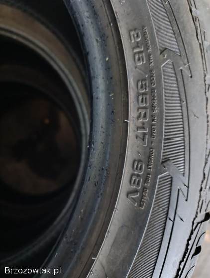 215/55r17 Goodyear Zima komplet