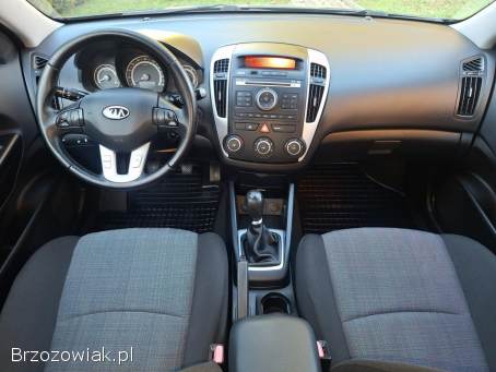 Kia Cee'd Cała w Oryginale 2012
