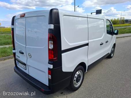 Opel Vivaro B 1.  6 Diesel 90KM 2016r Klima Navi Tempomat BDB Stan!