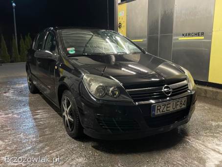 Opel Astra H 2004
