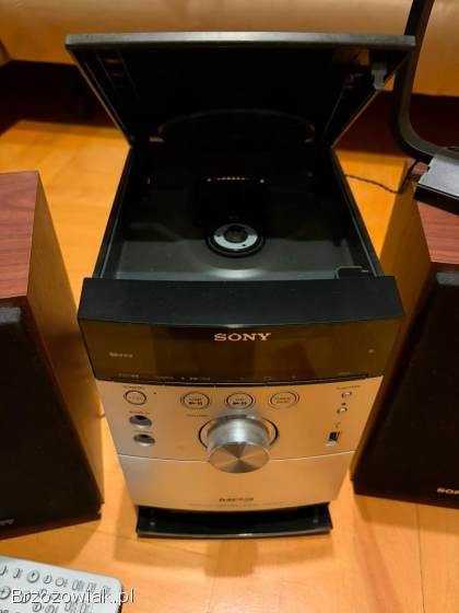 Stan bardzo dobry,  Sony CMT-EH15 wraz z dwoma głośnikami i pilotem