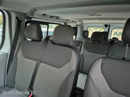 Renault Trafic 9 osobowy 2009