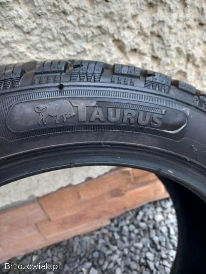 KOMPLET OPONY ZIMOWE 4szt.  TAURUS 205/50/17