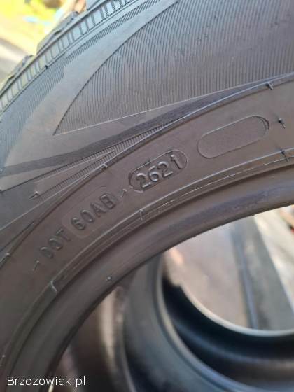 205/65R16 Opony zimowe Nokian