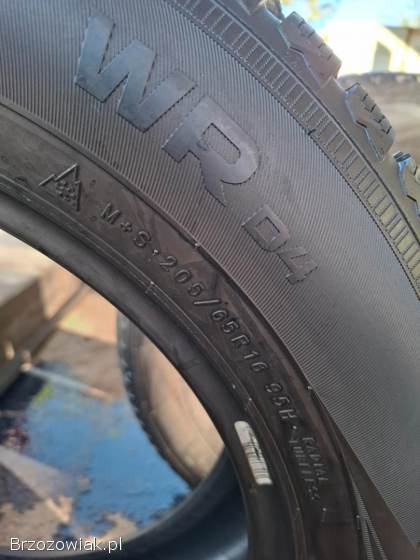 205/65R16 Opony zimowe Nokian