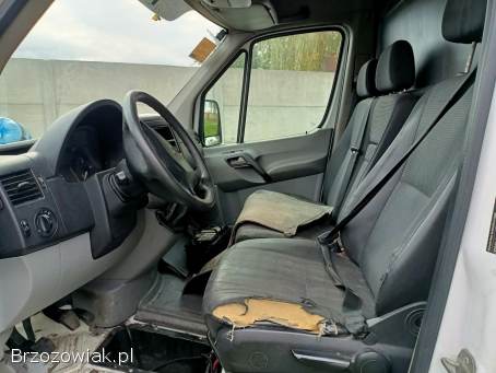 Mercedes Sprinter 2.  2CDI 129km 11r