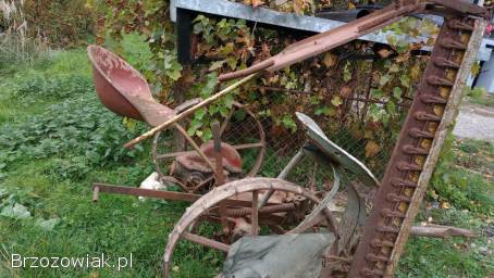 Kosiarka listwowa konna na żelaznych kołach