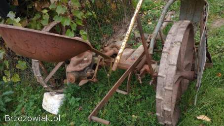 Kosiarka listwowa konna na żelaznych kołach